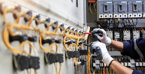 Professional Electrician technician working in Fairview, GA